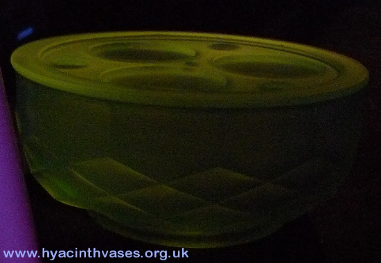 Davidson bulb bowl under UV