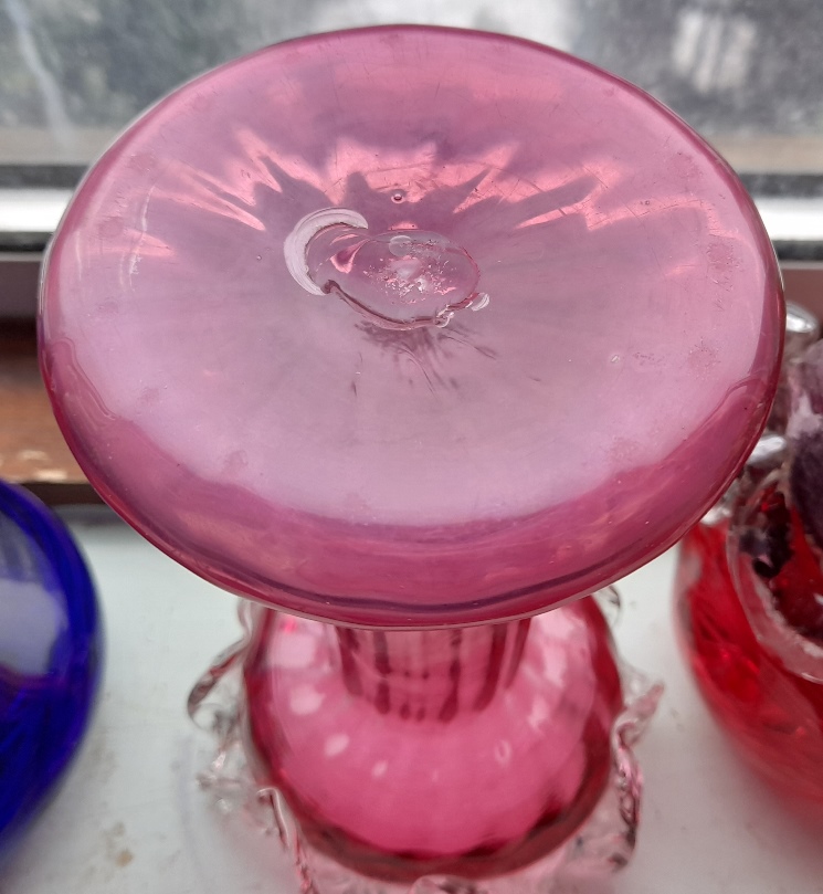 cranberry hyacinth vase snapped off pontil mark